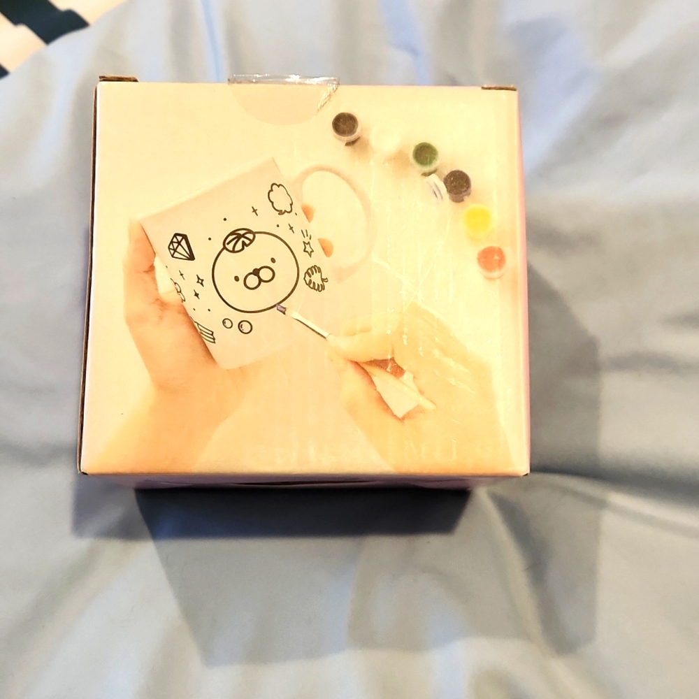 New in box coloring mug